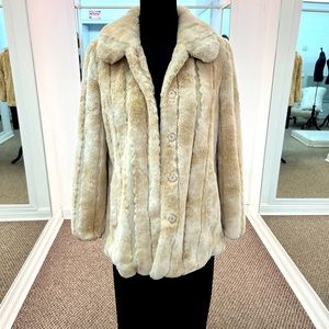 Juicy Couture Faux Fur Jacket Size Medium Cream Color